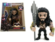 Load image into Gallery viewer, DC Comics Metals Die-Cast AQUAMAN (M15) Toy Figure, 4" (Sold Out)