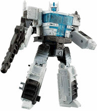 Load image into Gallery viewer, TAKARA TOMY ULTRA MAGNUS WFC-08 Transfomer (Japan Import)