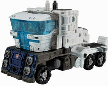 Load image into Gallery viewer, TAKARA TOMY ULTRA MAGNUS WFC-08 Transfomer (Japan Import)